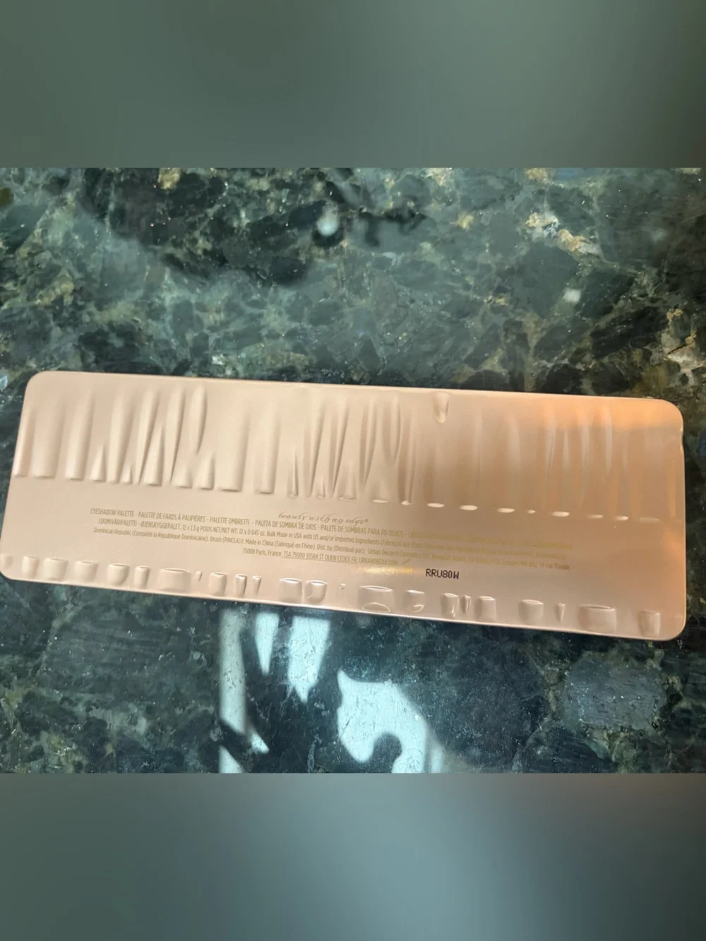 Brand new in box: urban decay Naked 3 eyeshadow palette
